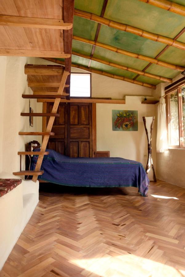 Avalon Hostal Boutique Vilcabamba Exterior photo