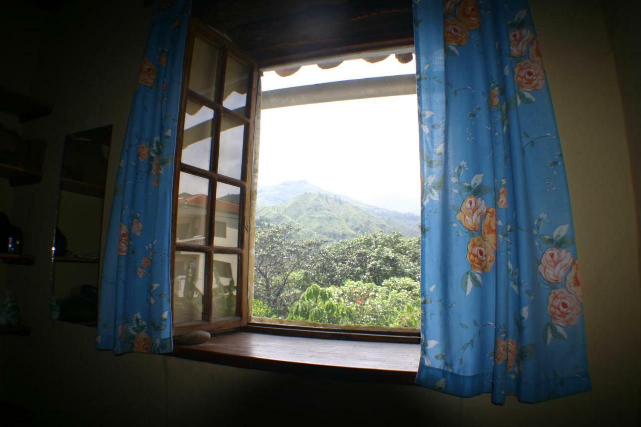 Avalon Hostal Boutique Vilcabamba Exterior photo