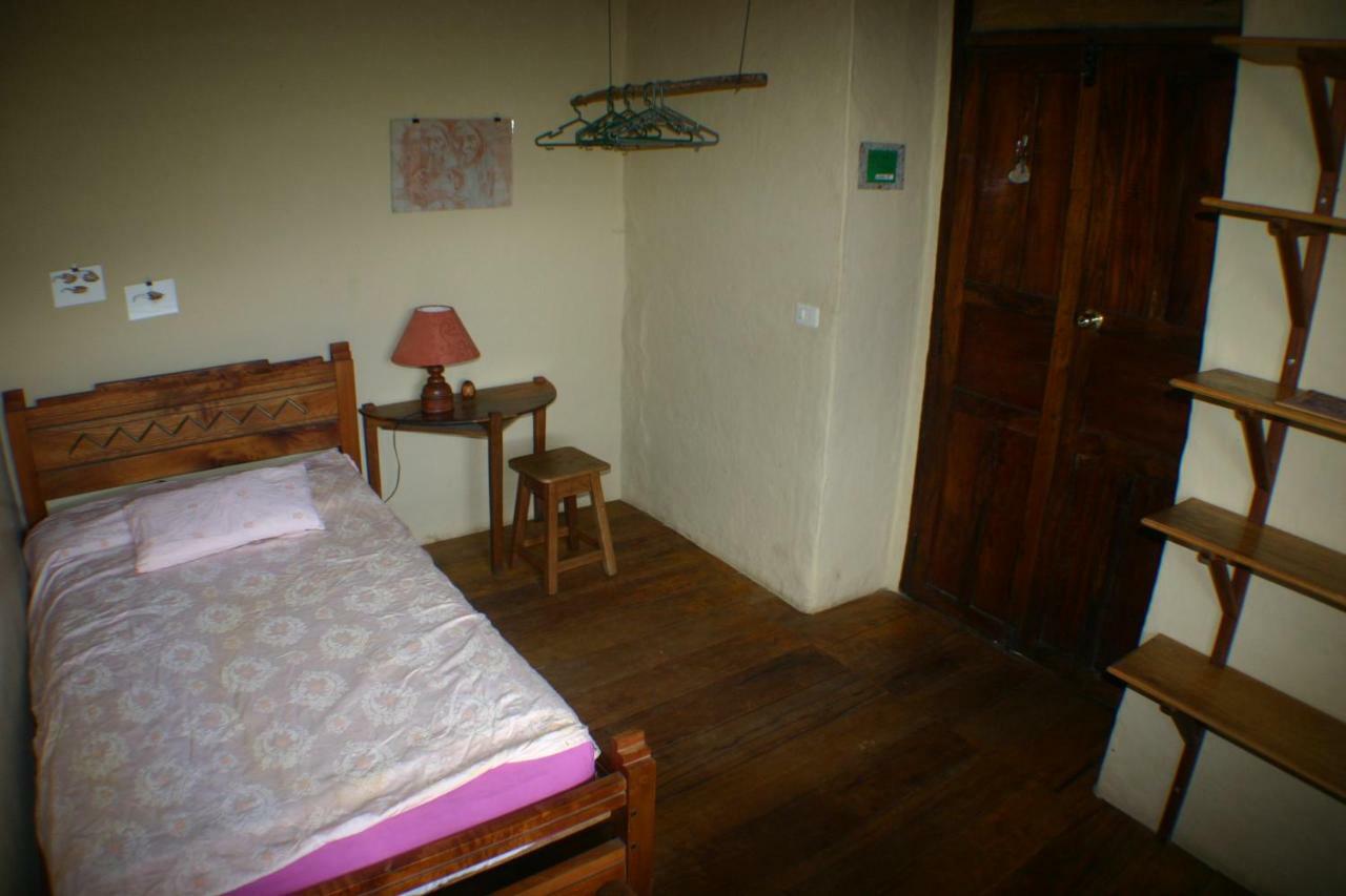 Avalon Hostal Boutique Vilcabamba Exterior photo